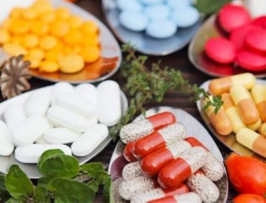 «Πετάξτε τα συμπληρώματα διατροφής» - Προειδοποιεί καθηγητής του Πανεπιστημίου Κρήτης